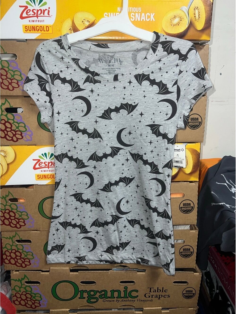 WOMENS Halloween shirt size M in juniors
